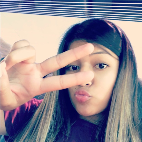 Meet the Posher Other - Meet your Posher, Jisselle